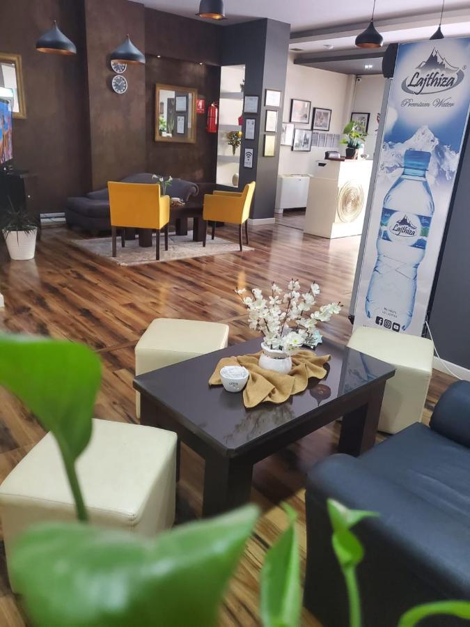 Hotel Alysa Korce Buitenkant foto
