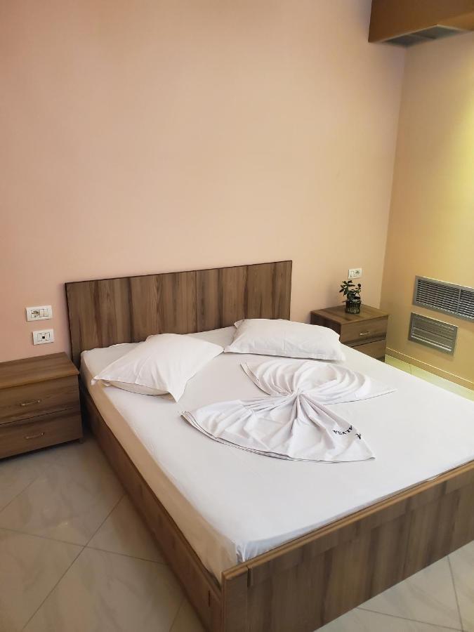 Hotel Alysa Korce Buitenkant foto