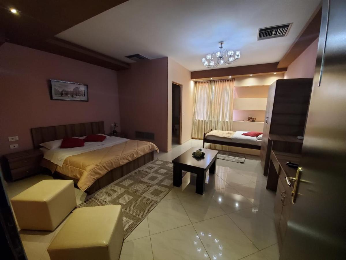 Hotel Alysa Korce Buitenkant foto