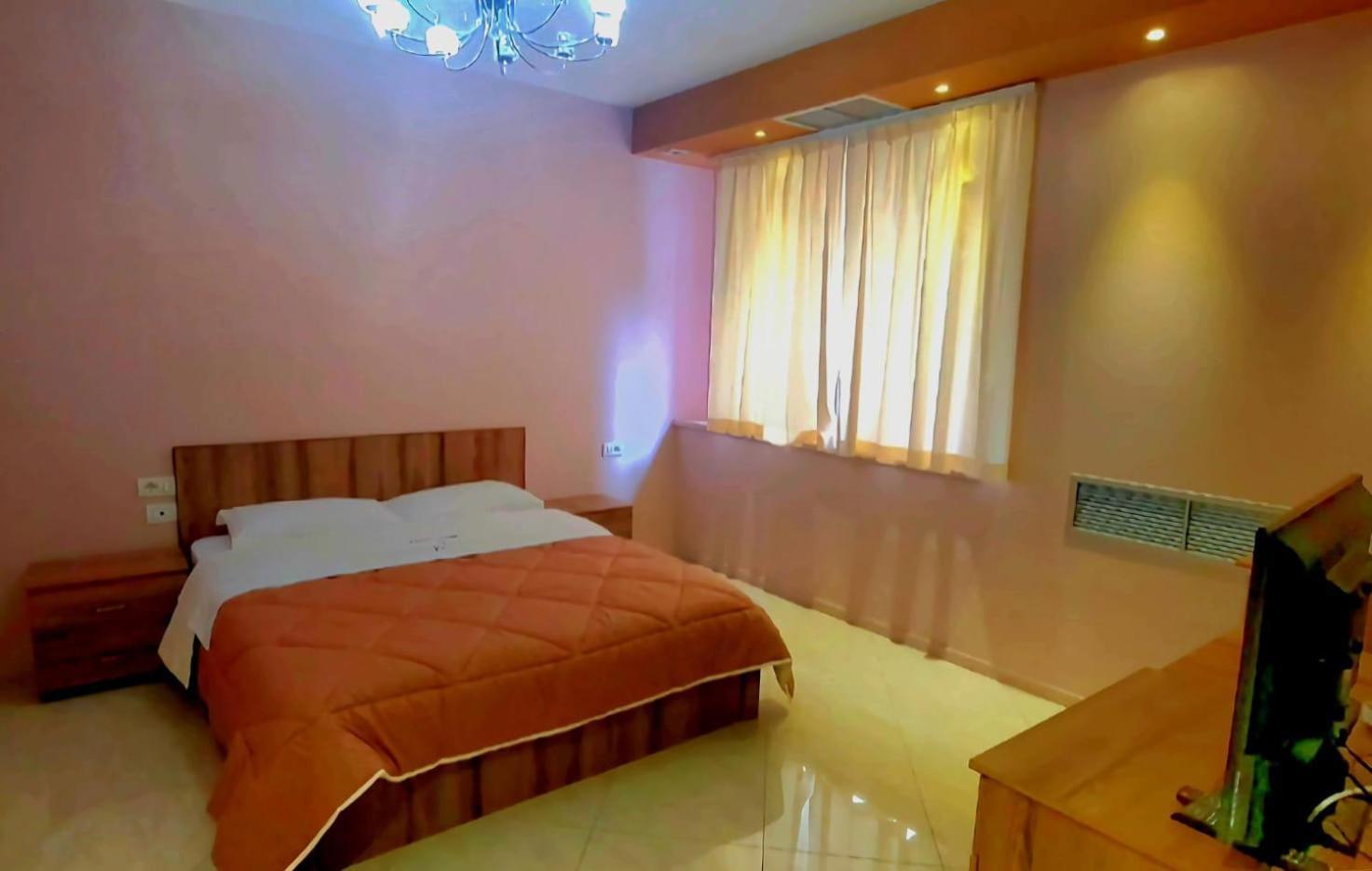 Hotel Alysa Korce Buitenkant foto